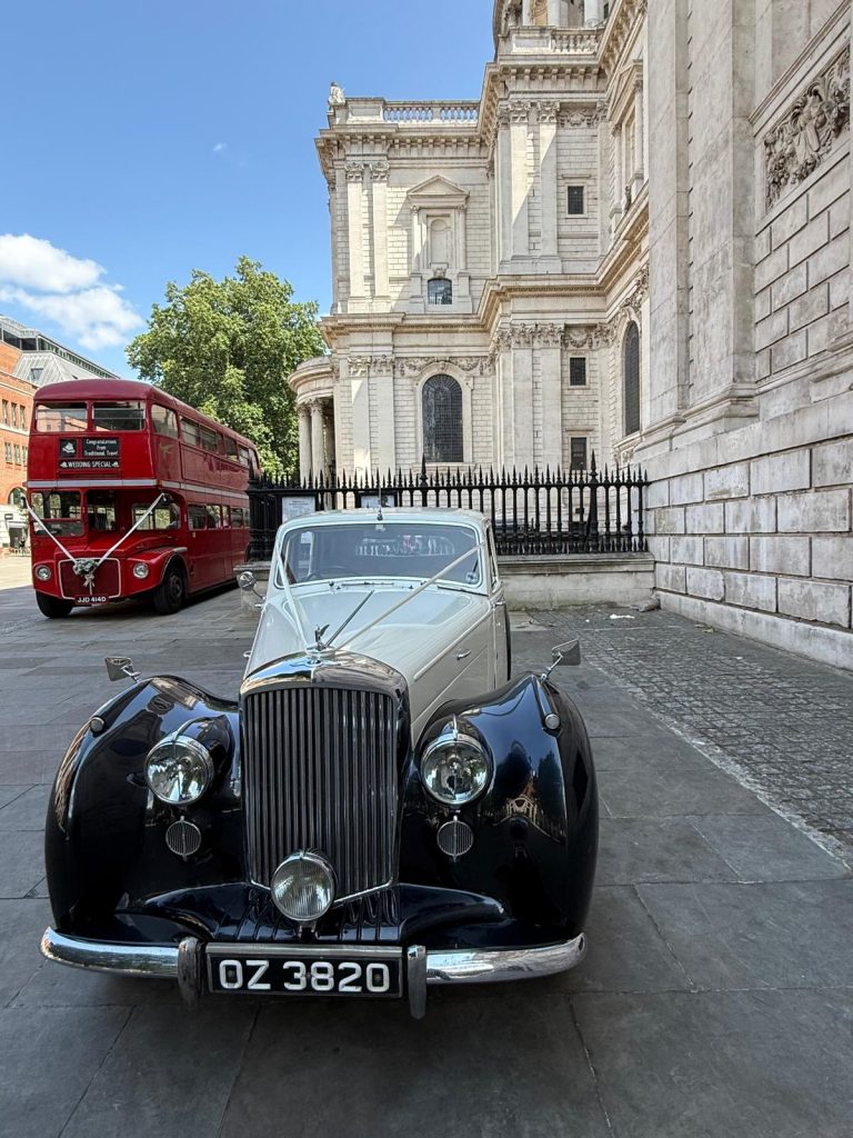 Vintage wedding car hire St Pauls for bride arriving in London