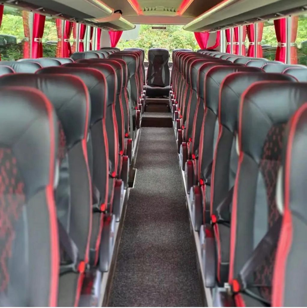 Airport transfer coach hire in London serving Heathrow and Gatwick airports